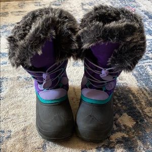Girl size 2 snow boots